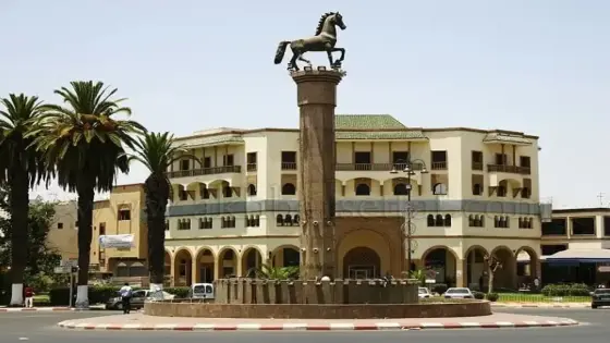 احتكاكات في الشارع العام تفتح ملف التحريض ضد صحفي بسطات